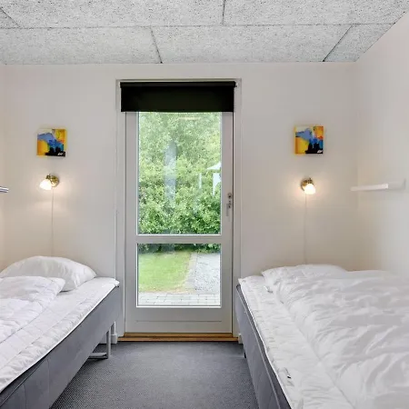 Finja - 500m From The Sea By Interhome Nedre Lysabild