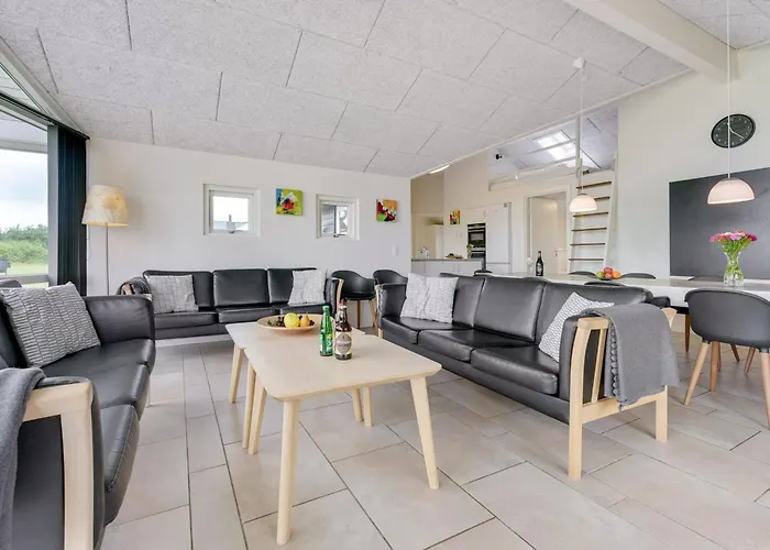 Finja - 500m From The Sea By Interhome Nedre Lysabild