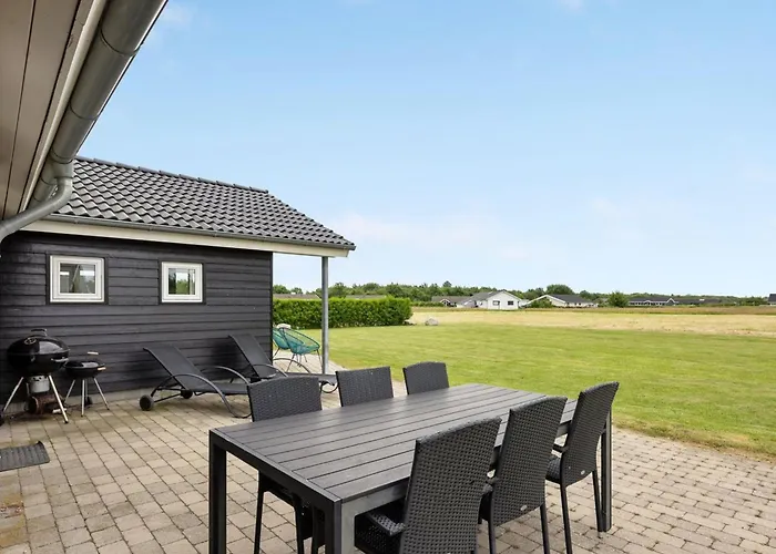 Holiday home Finja - 500m From The Sea By Interhome